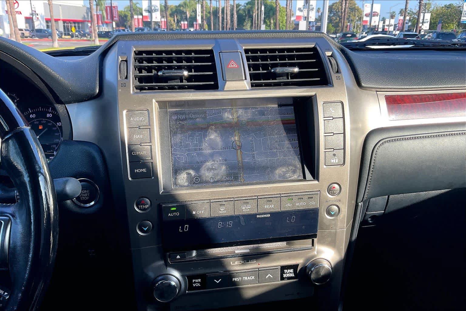 Used 2019 Lexus GX 460 Premium AWD/4WD image 32