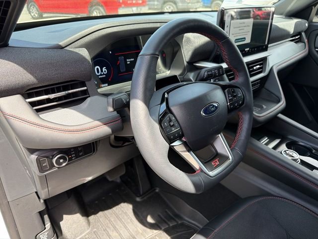 Certified 2025 Ford Explorer ST image 13
