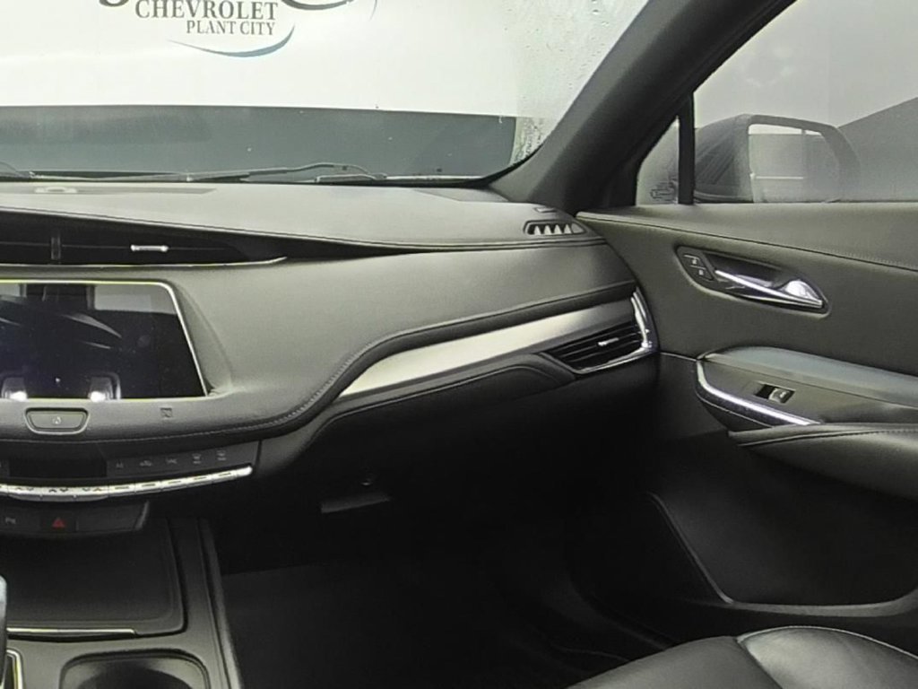 Used 2019 Cadillac XT4 Premium Luxury FWD image 15