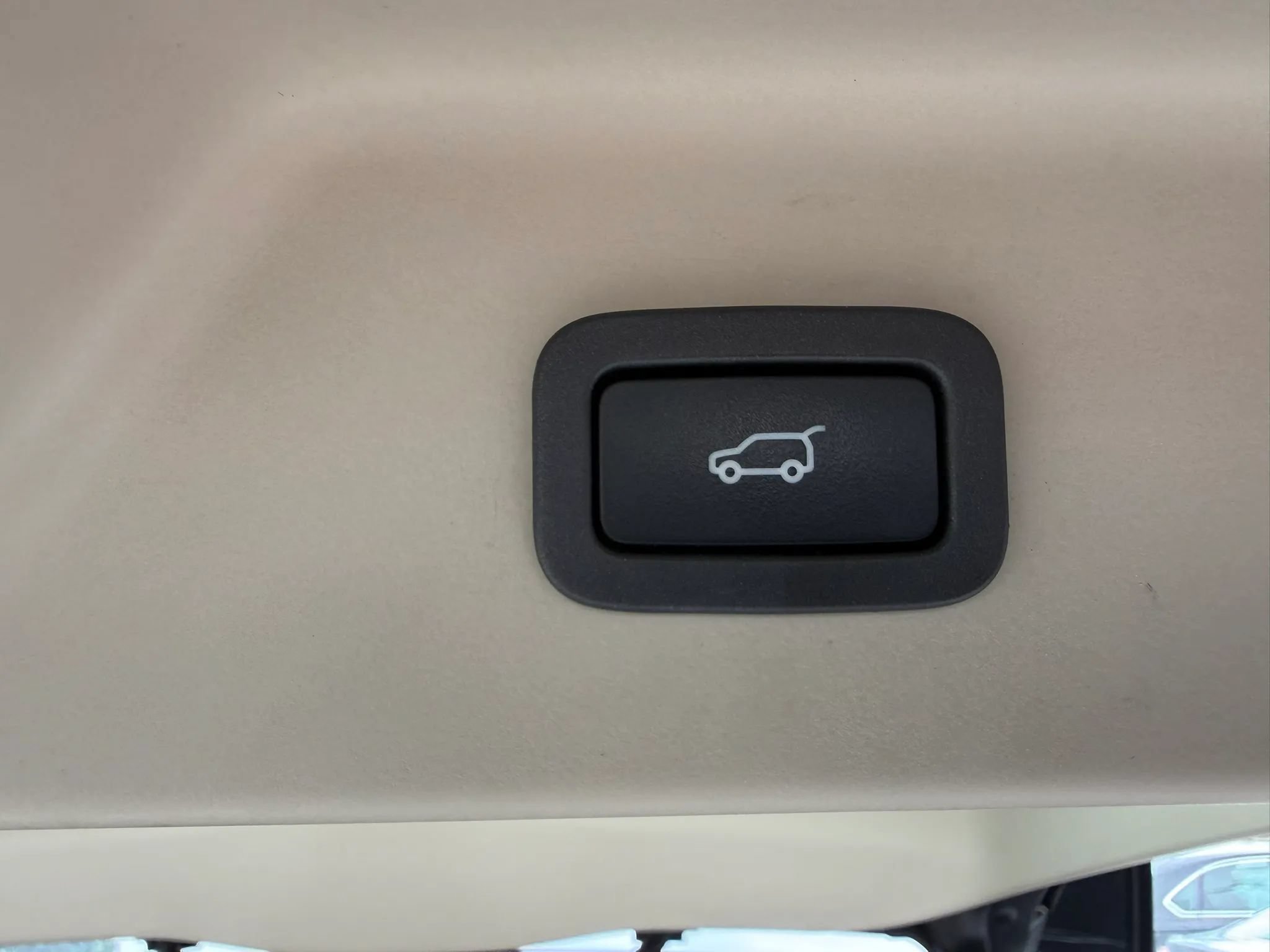 Used 2018 Land Rover Range Rover HSE AWD/4WD image 28