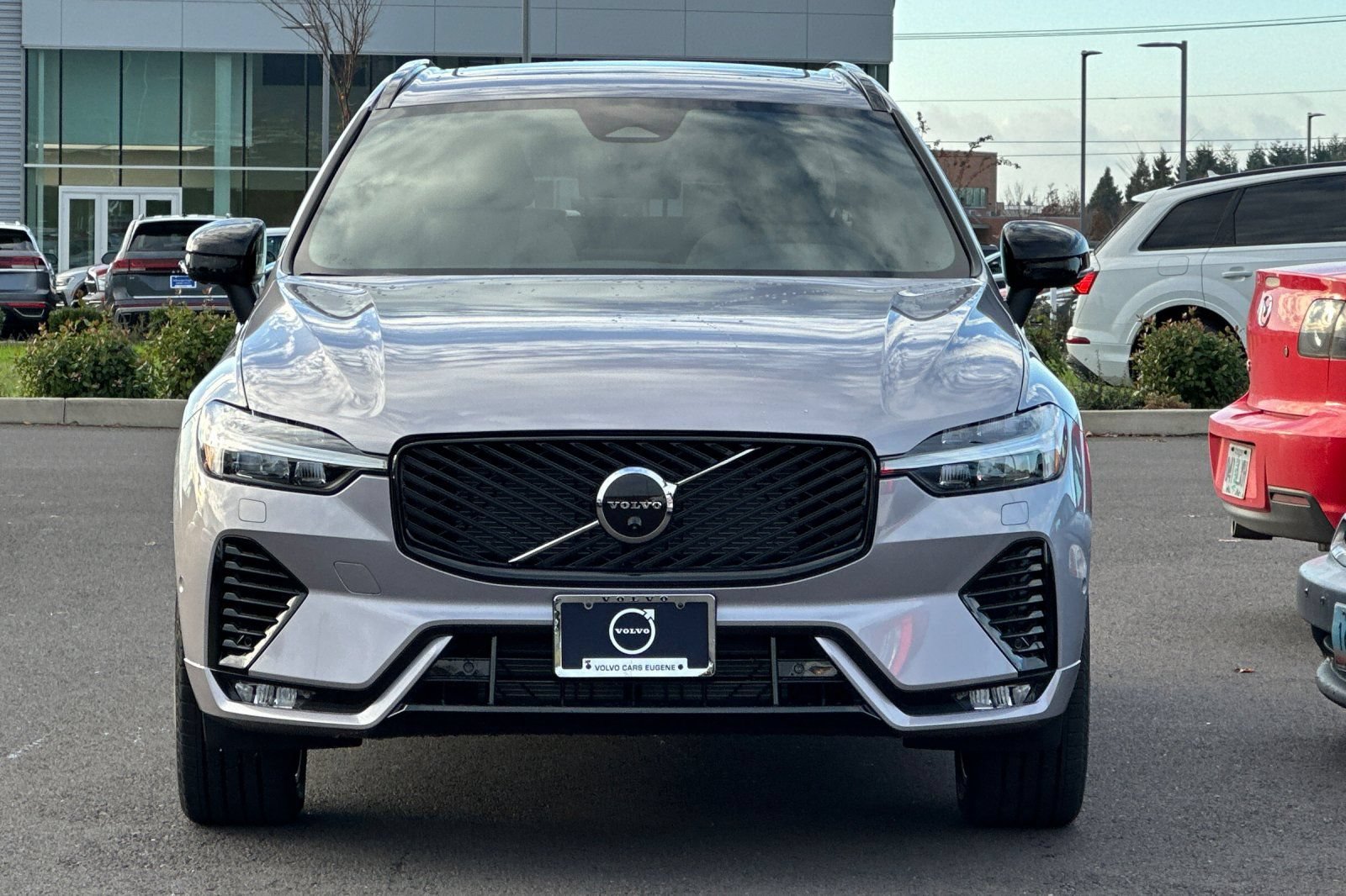 New 2026 Volvo XC60 B5 Plus w/ Climate Package AWD/4WD image 8