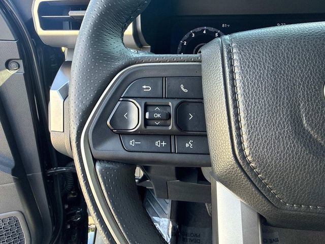 Used 2025 Toyota 4Runner TRD Off-Road Premium AWD/4WD image 30