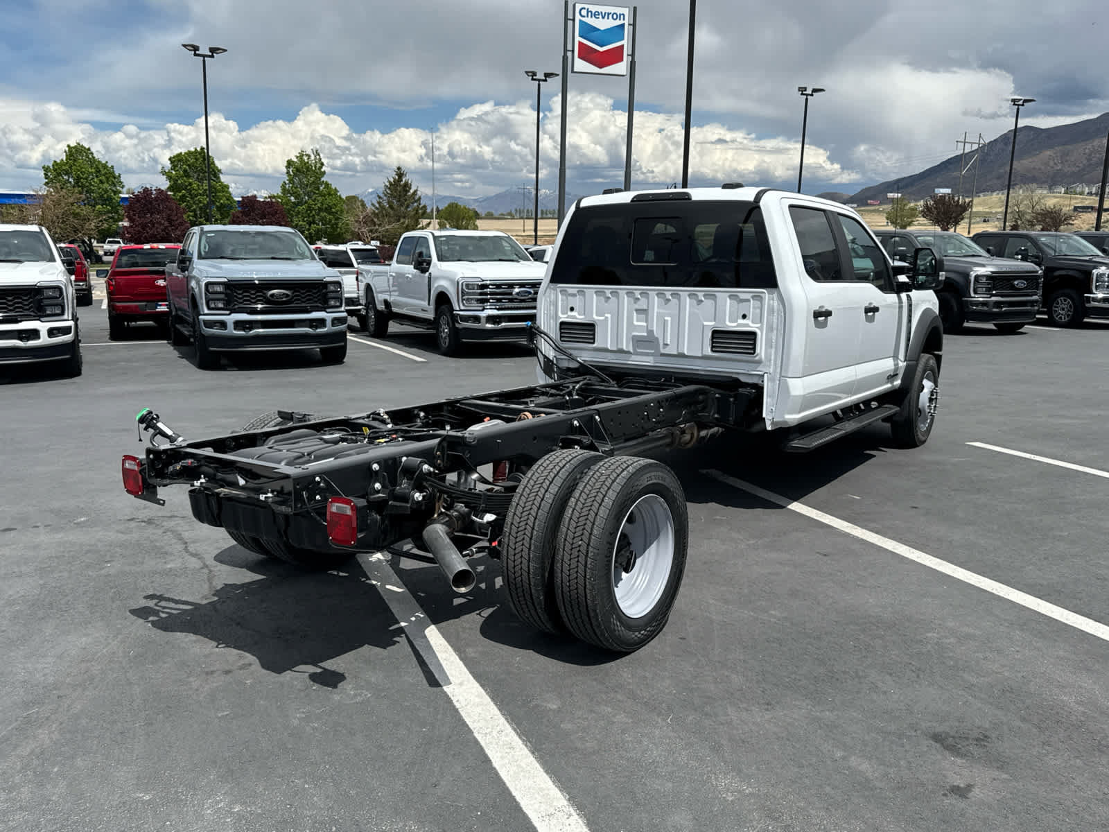 New 2026 Ford F550 4x4 Crew Cab Super Duty w/ XL Chrome Package image 6