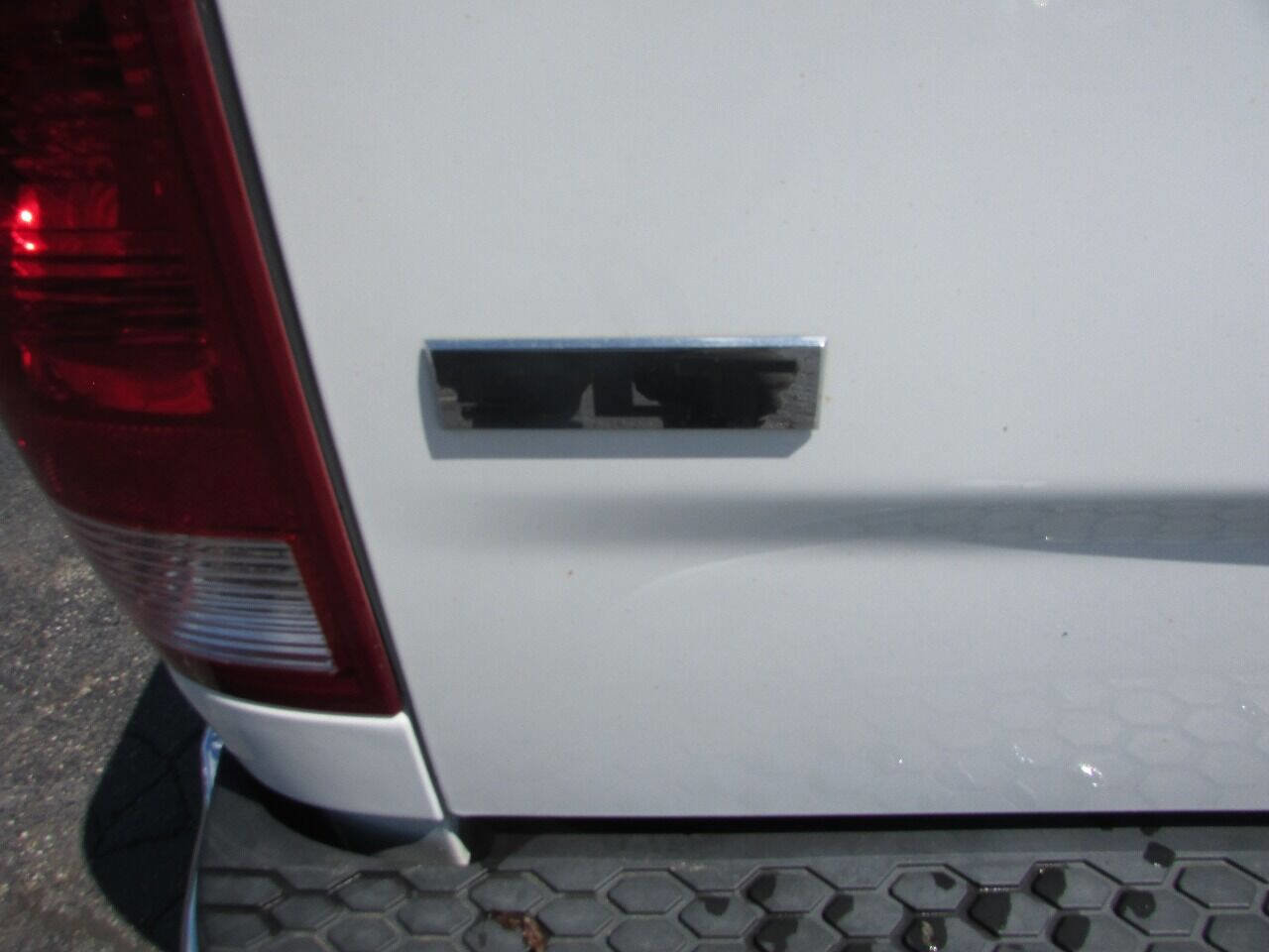 Used 2011 RAM 1500 Classic SLT image 19