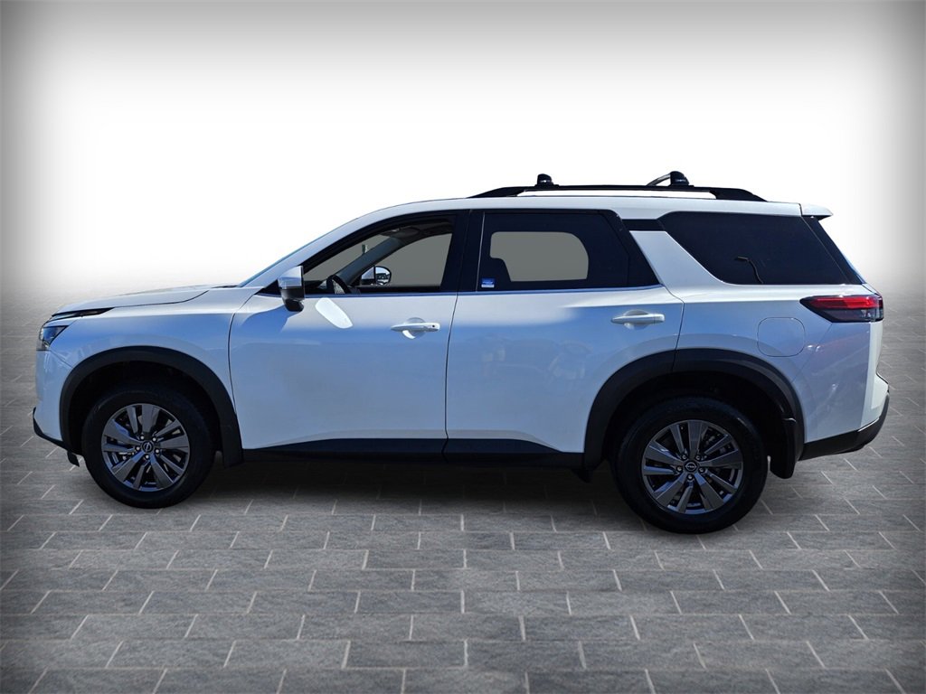 New 2025 Nissan Pathfinder SV w/ Cargo Package image 3