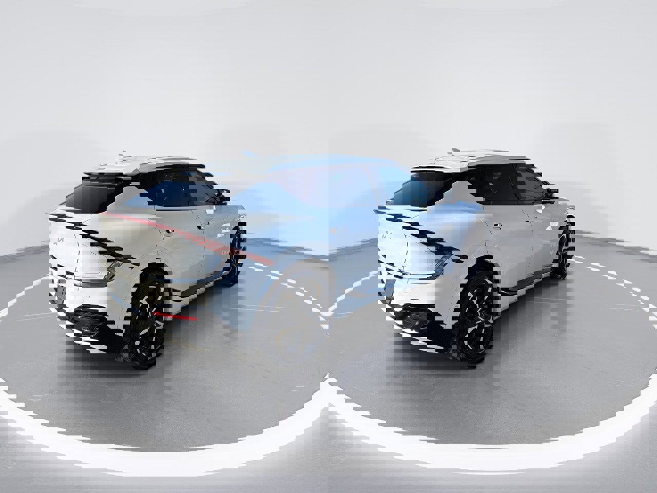 Used 2023 Kia EV6 GT-Line w/ GT-Line Suede Seat Package image 8