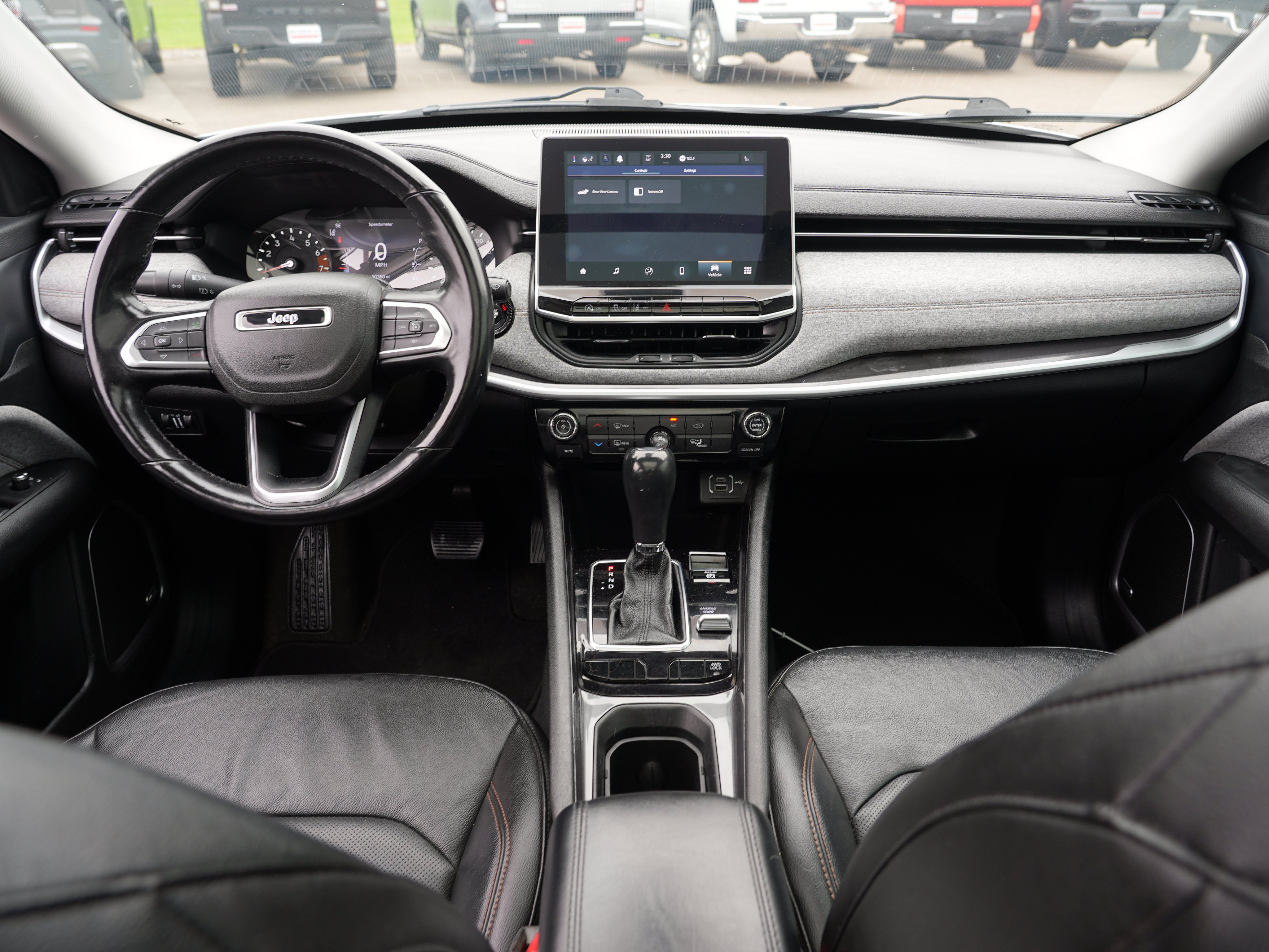Used 2022 Jeep Compass Latitude w/ Sun and Sound Group AWD/4WD image 27