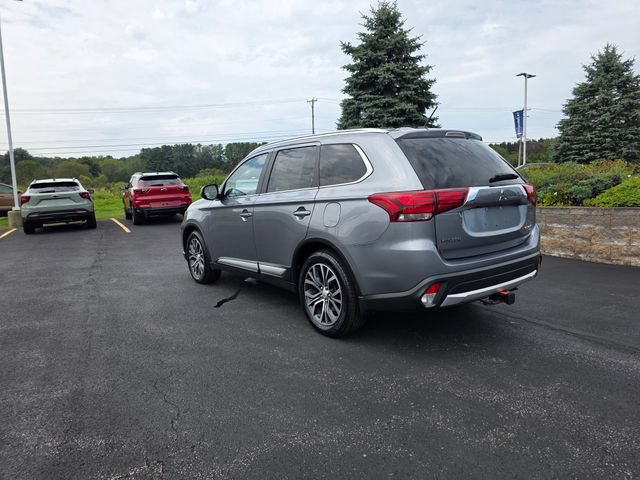 Used 2016 Mitsubishi Outlander GT AWD/4WD image 2
