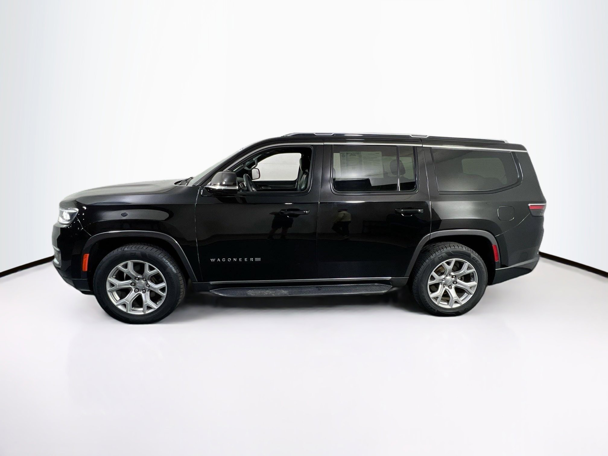 Used 2022 Jeep Wagoneer Series II image 8