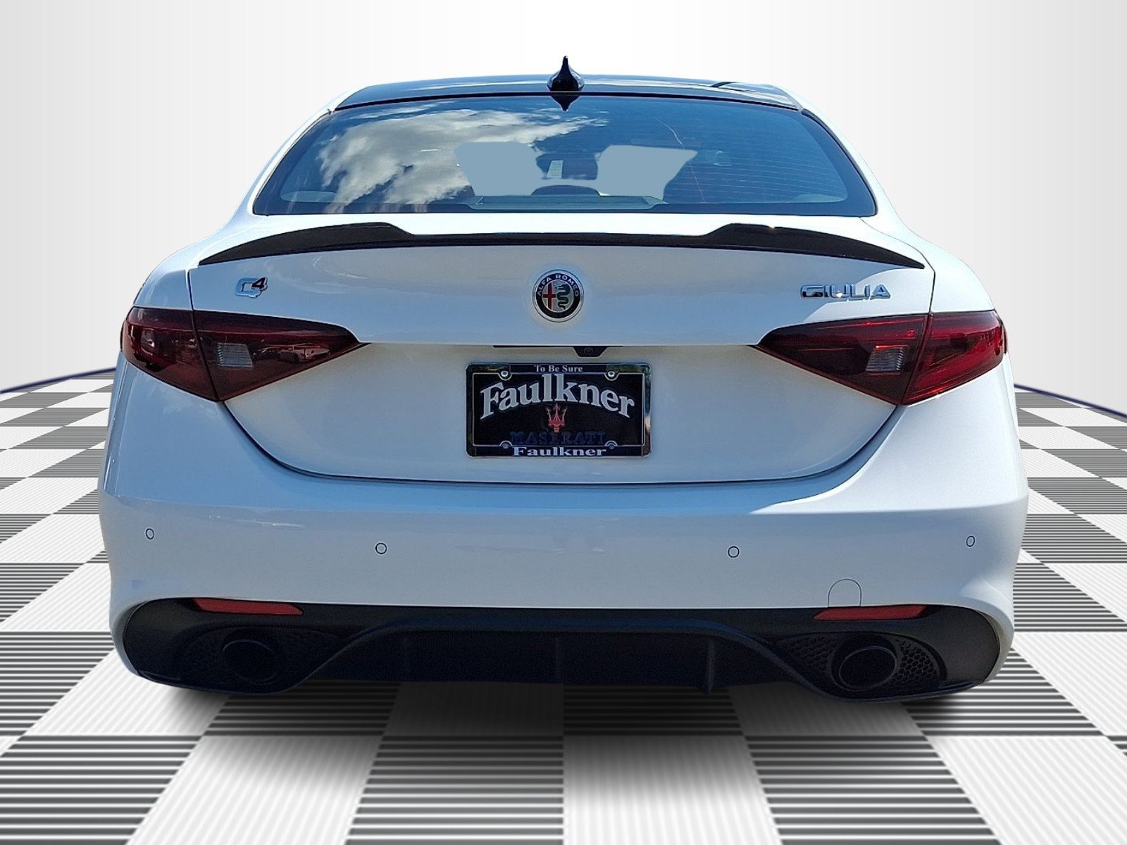 Used 2022 Alfa Romeo Giulia Veloce AWD/4WD image 6