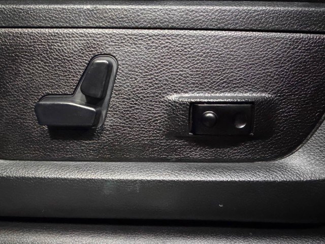 Used 2019 RAM 3500 Laramie image 32