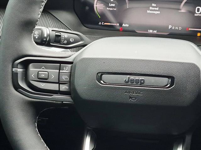 New 2026 Jeep Cherokee Overland w/ Advanced Pro Tech Group AWD/4WD image 19