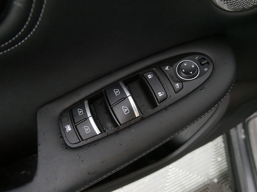 Certified 2025 INFINITI QX55 Essential image 14