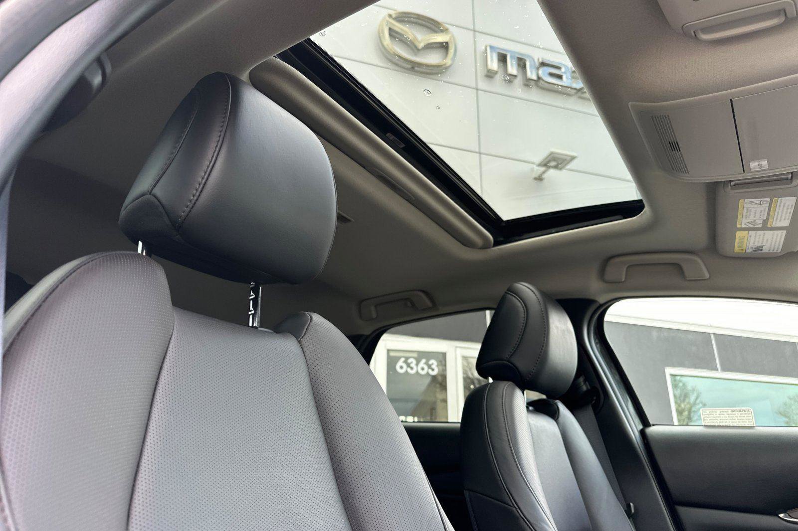 Certified 2025 MAZDA CX-30 AWD 2.5 S w/ Premium Package image 17