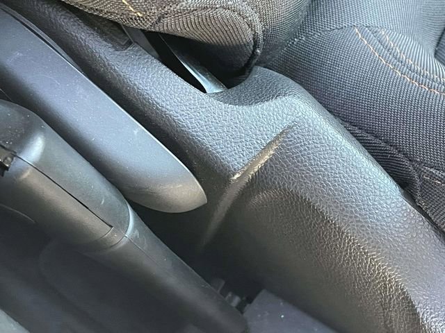 Used 2022 Chevrolet Trax LS w/ Tint and Cruise Package image 19