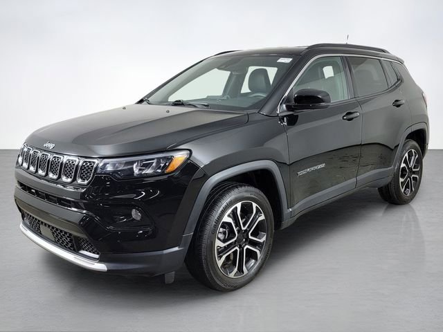 Used 2024 Jeep Compass Limited AWD/4WD image 7