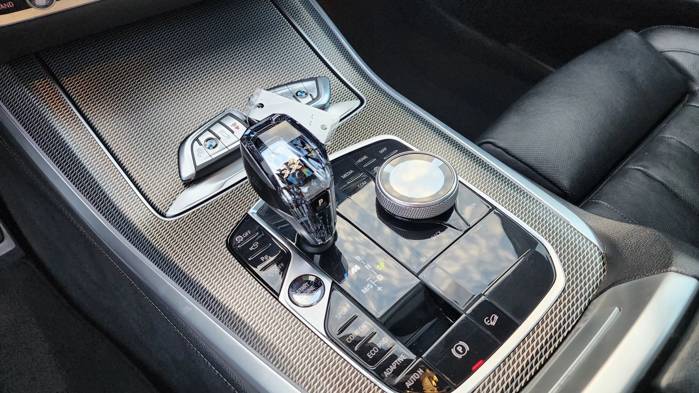 Used 2020 BMW X5 M50i w/ Premium Package image 22