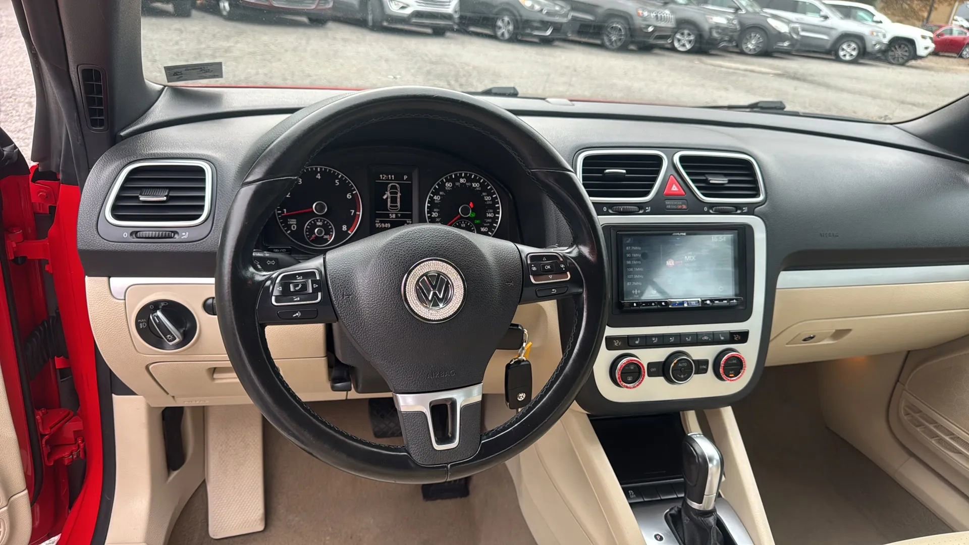Used 2016 Volkswagen Eos Komfort image 9