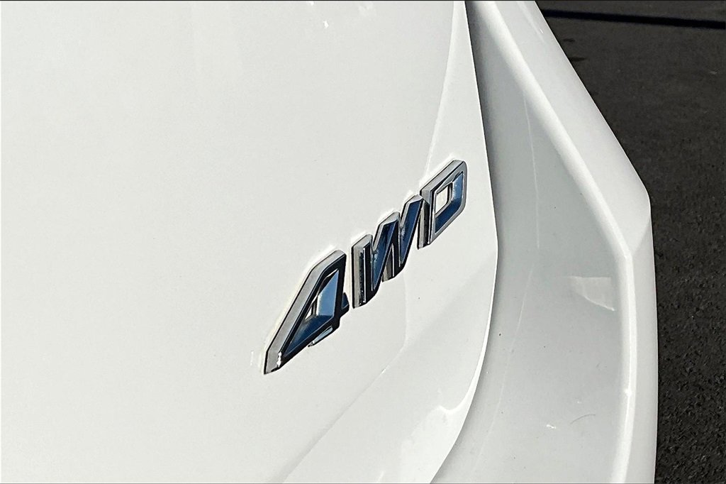 Used 2024 Ford Explorer Limited image 8