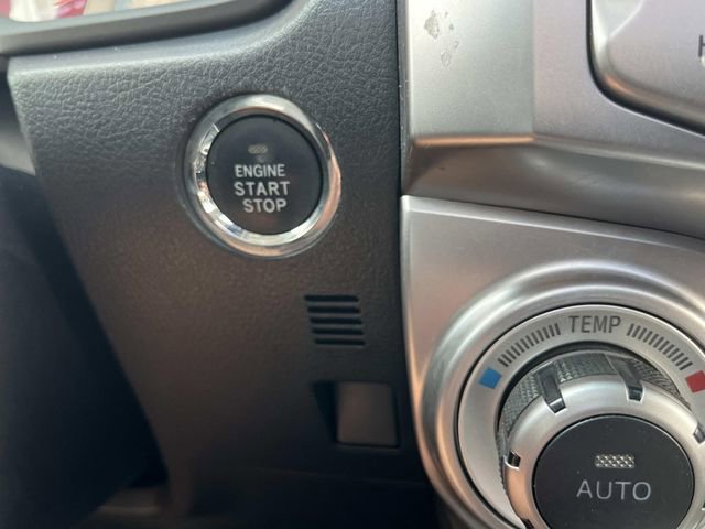 Used 2015 Toyota 4Runner Limited AWD/4WD image 37