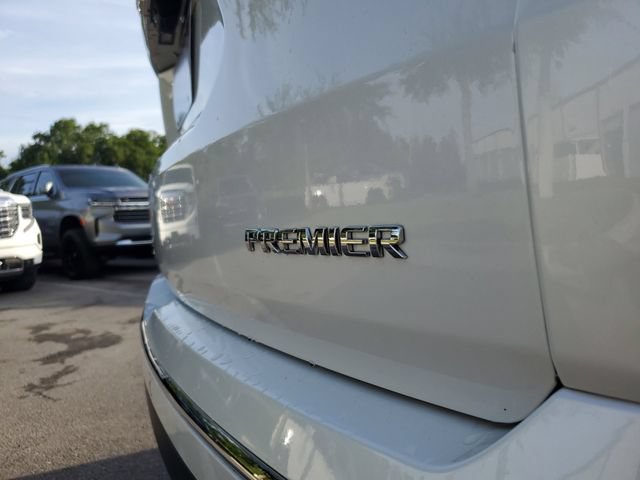 Used 2022 Chevrolet Traverse Premier FWD image 8