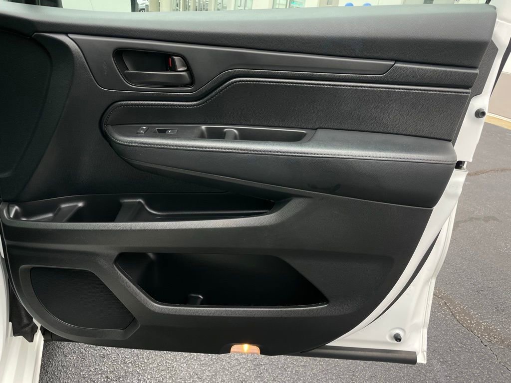Certified 2023 Honda Odyssey Sport image 29