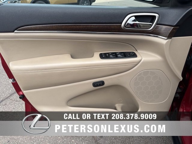 Used 2014 Jeep Grand Cherokee Limited w/ Trailer Tow Group IV image 20