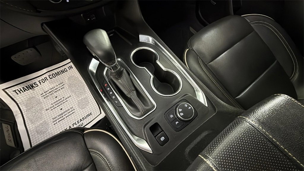 Used 2023 Chevrolet Traverse Premier w/ Redline Edition image 24