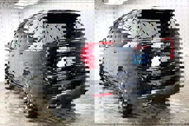 Certified 2025 GMC Yukon XL AT4 Ultimate image 11