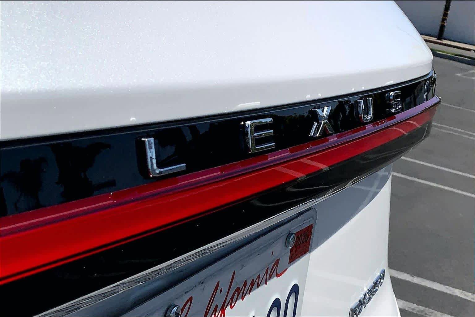 Used 2024 Lexus RX 350 Premium w/ Convenience Package FWD image 30