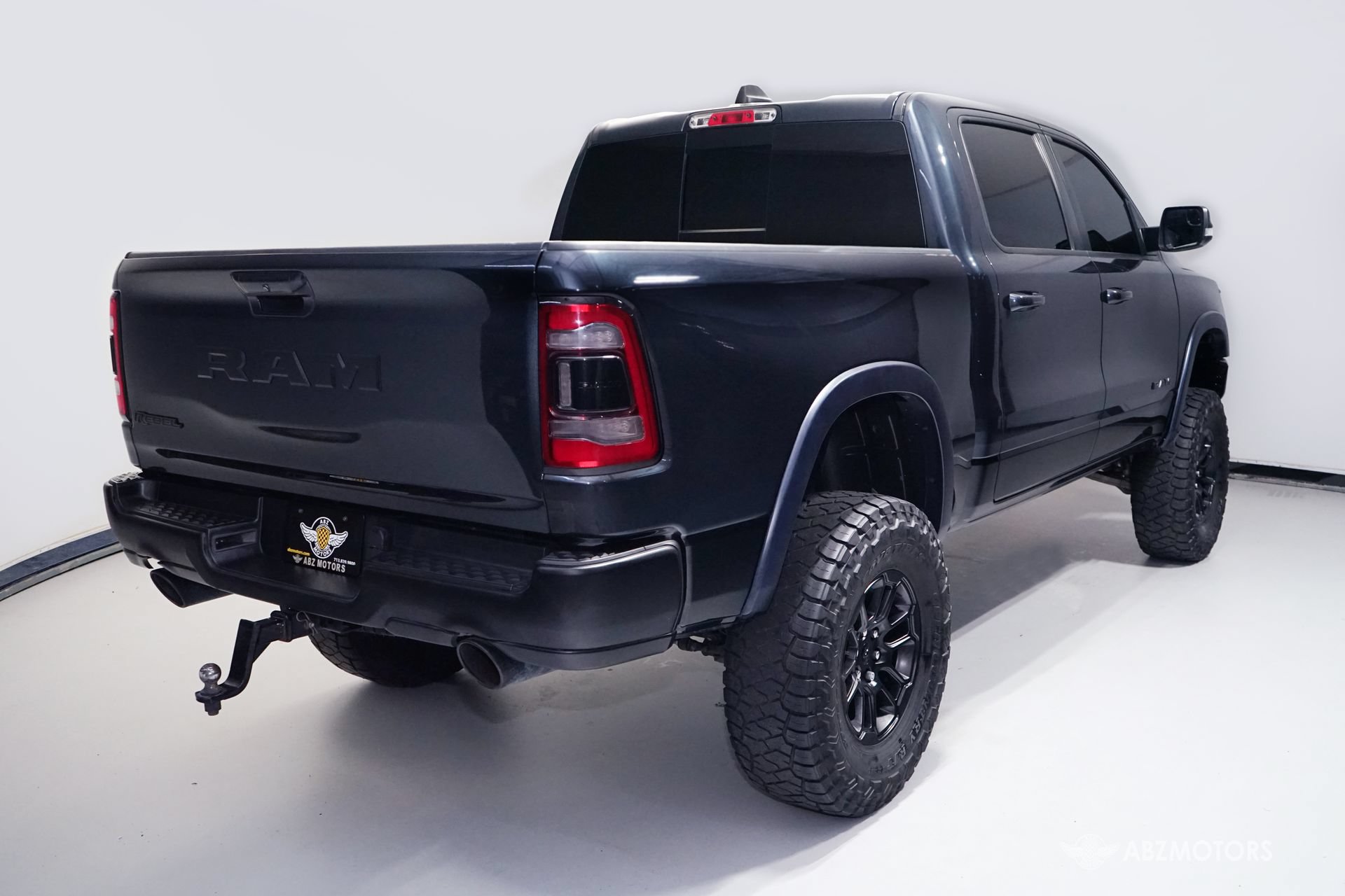 Used 2019 RAM 1500 Rebel w/ Rebel Level 1 Equipment Group RWD image 5
