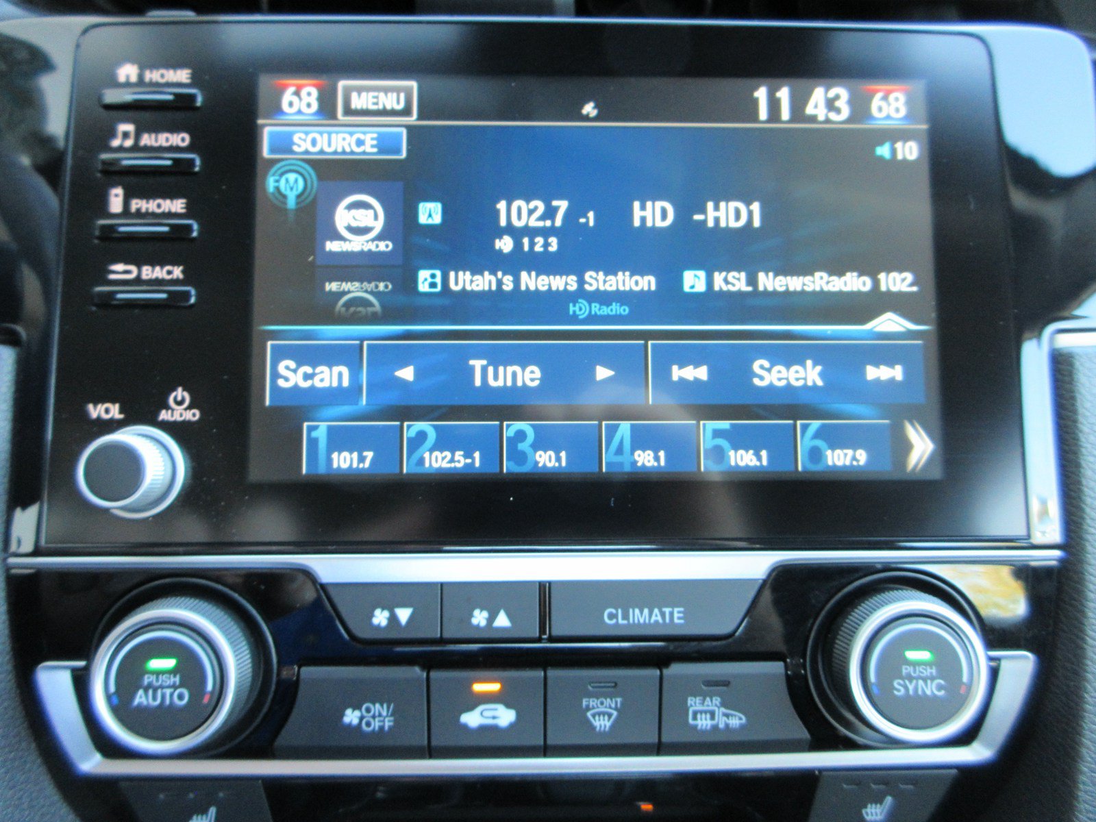 Used 2019 Honda Civic EX image 37