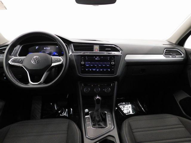 Used 2024 Volkswagen Tiguan S image 27