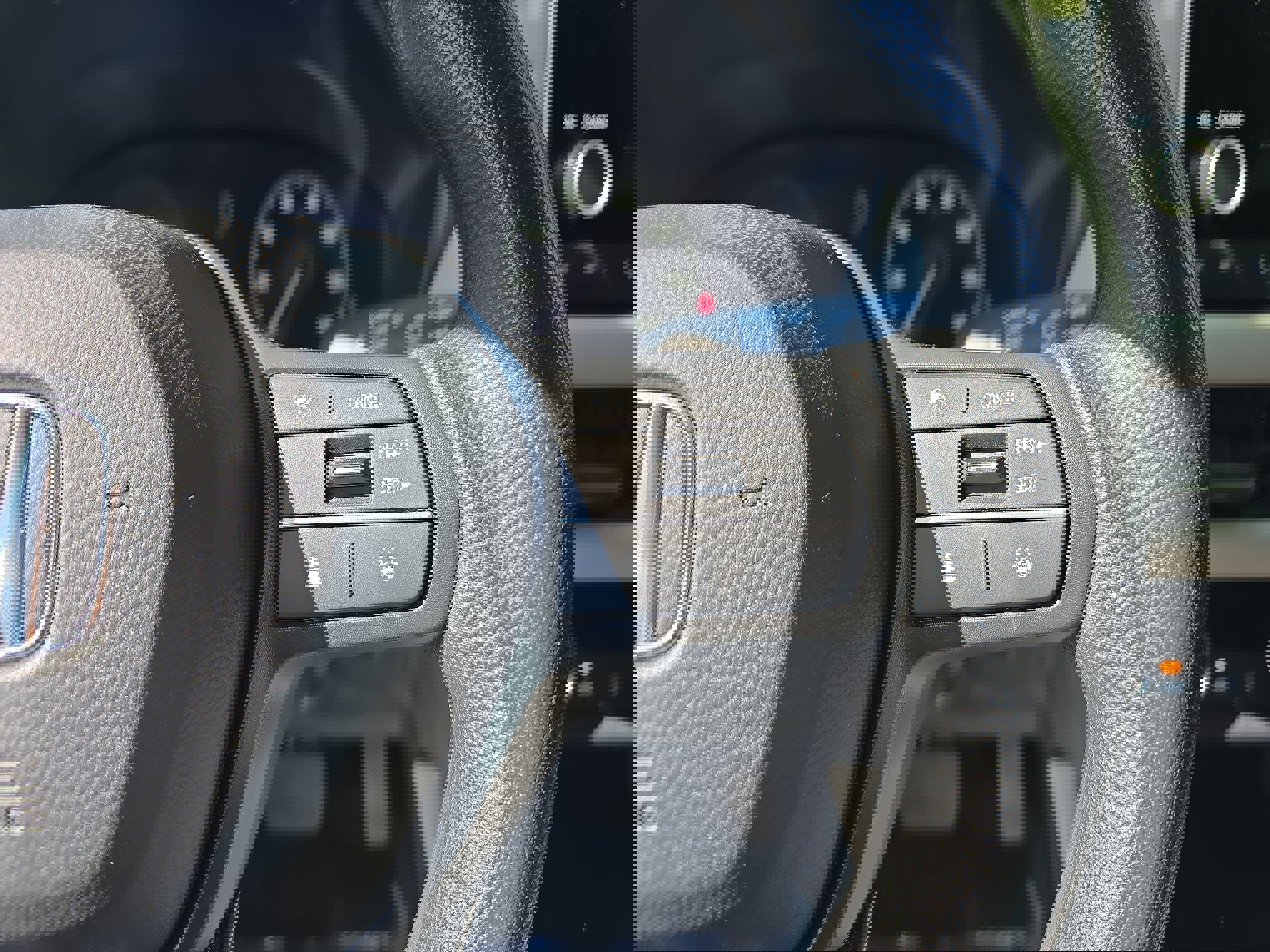 Used 2024 Honda HR-V LX image 17