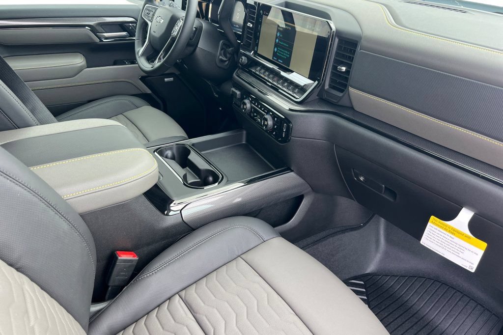 New 2026 Chevrolet Silverado 2500 ZR2 w/ ZR2 Bison Edition AWD/4WD image 12