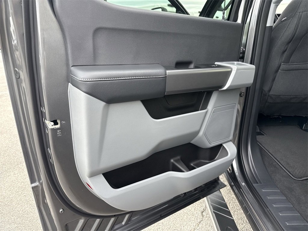 New 2026 Ford F350 XLT image 23