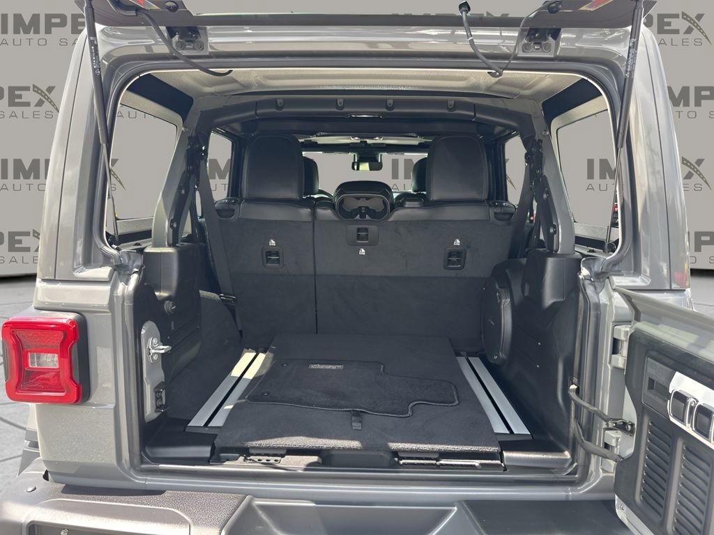 Used 2021 Jeep Wrangler Unlimited Rubicon w/ Dual Top Group image 27