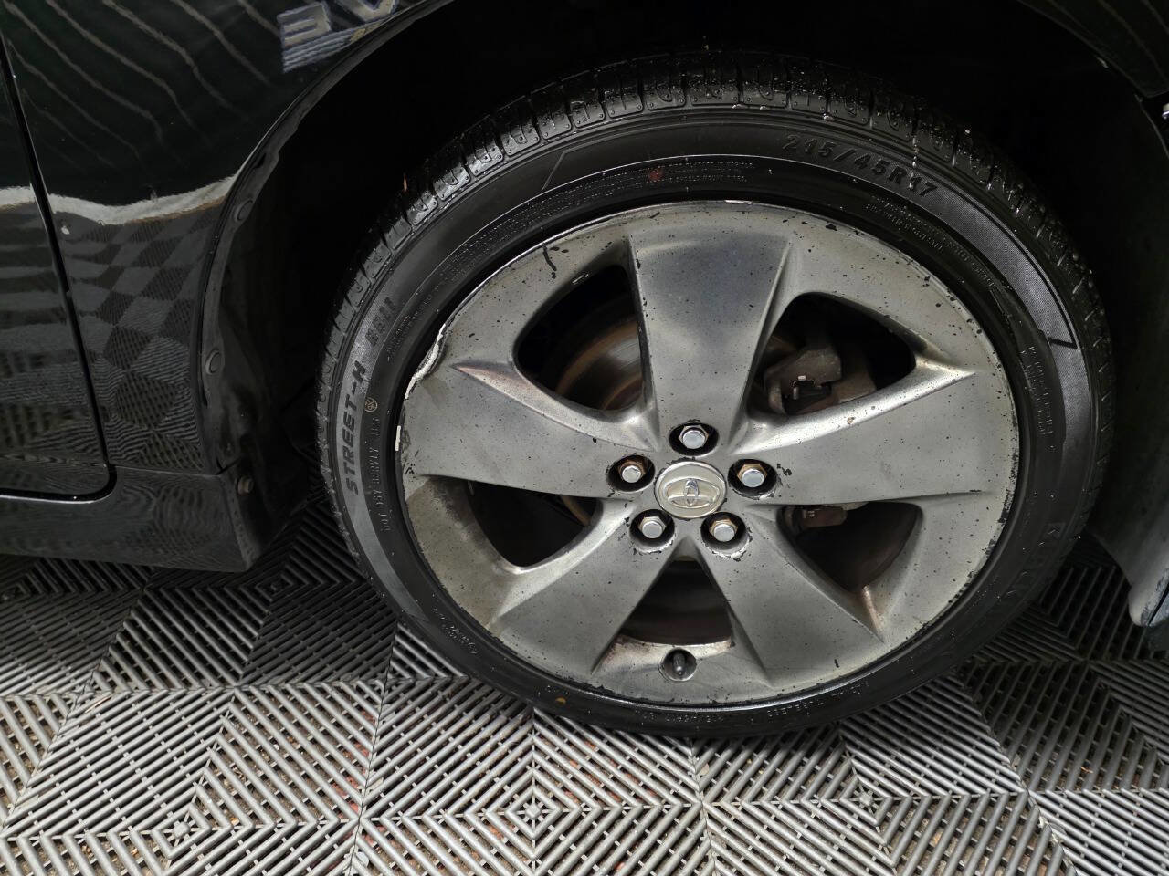 Used 2013 Toyota Prius Three image 34