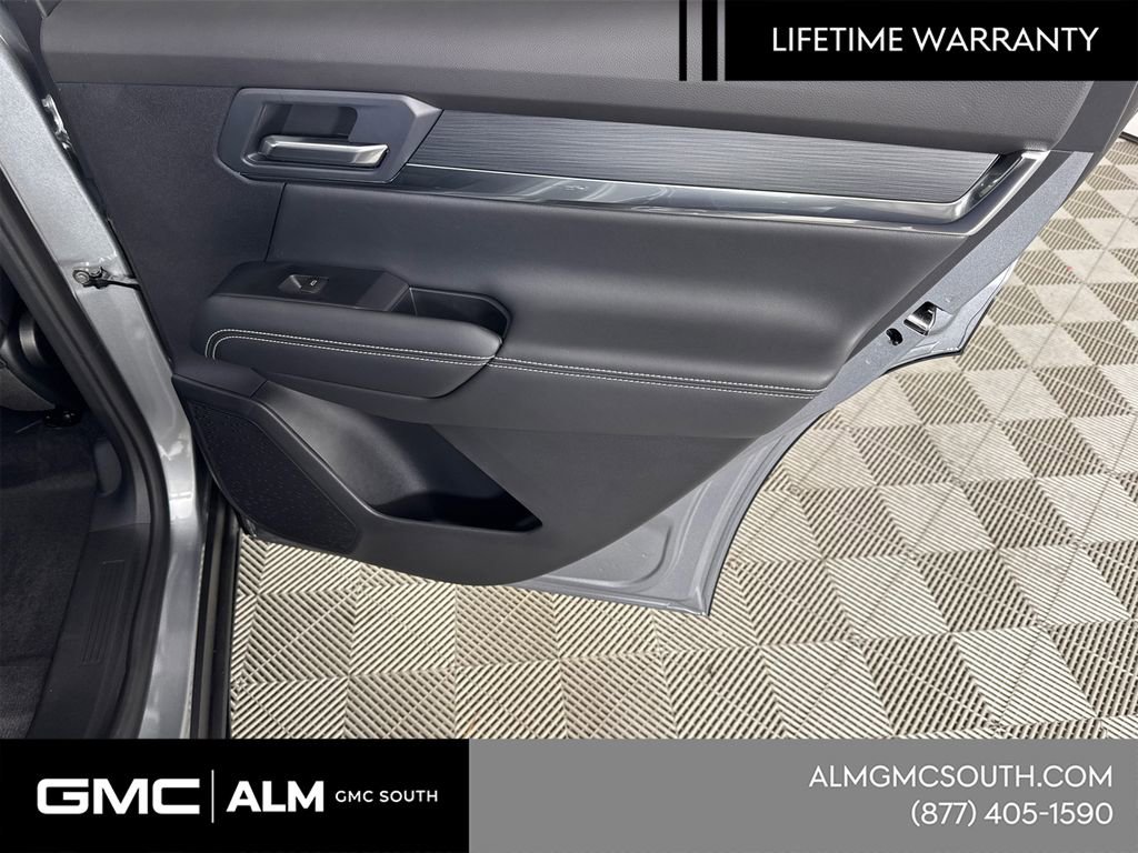 New 2026 GMC Terrain Elevation w/ Elevation Premium Package image 18