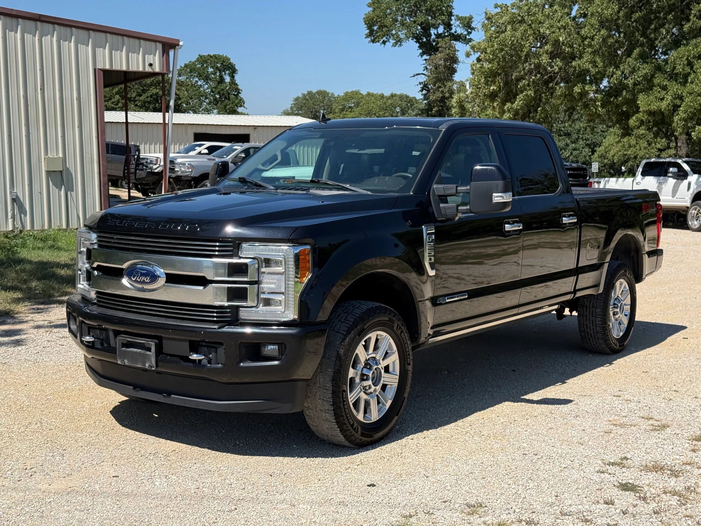 Used 2019 Ford F250 Limited w/ FX4 Off-Road Package AWD/4WD image 7