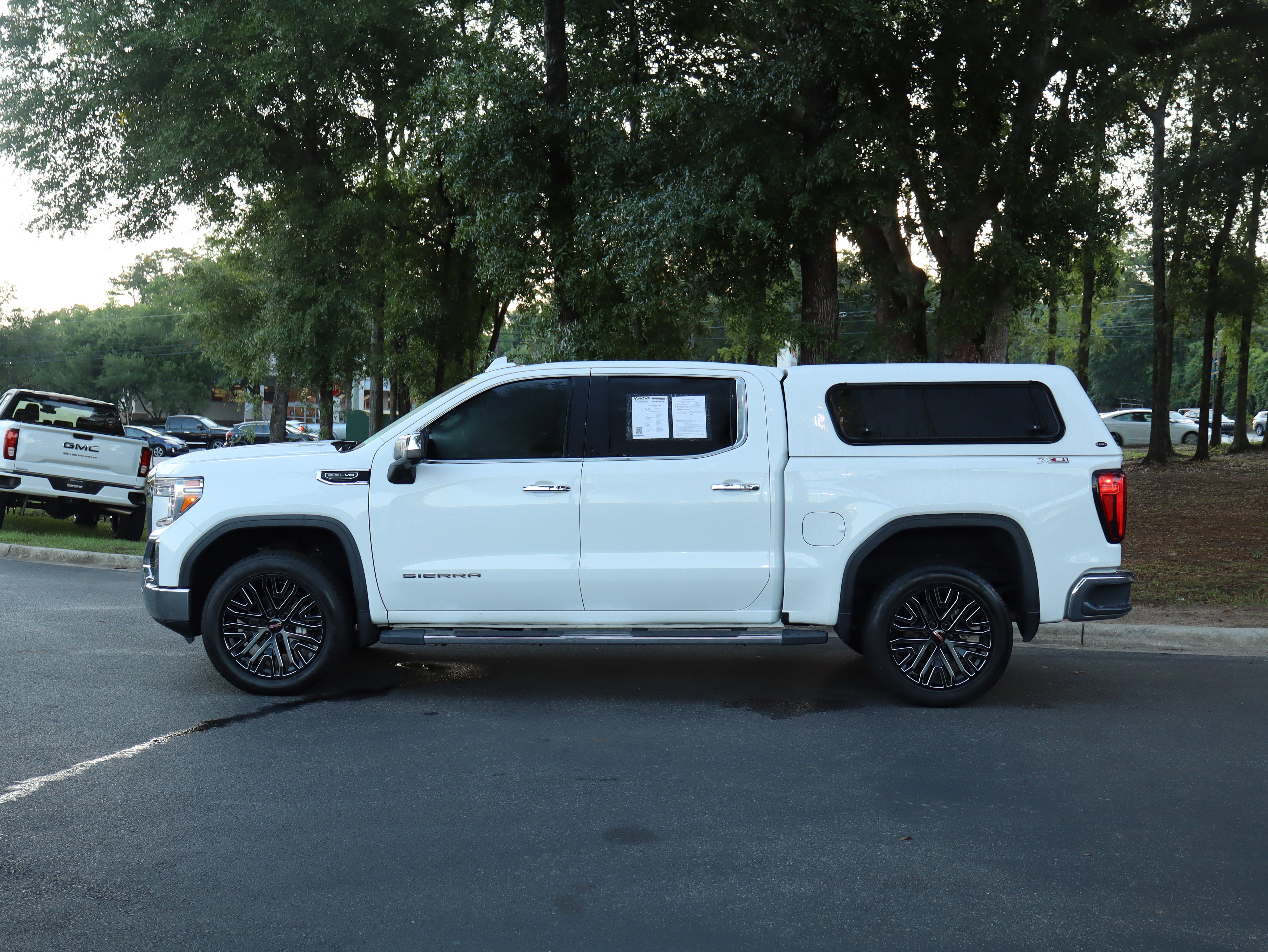 Used 2019 GMC Sierra 1500 SLT w/ SLT Premium Plus Package AWD/4WD image 6