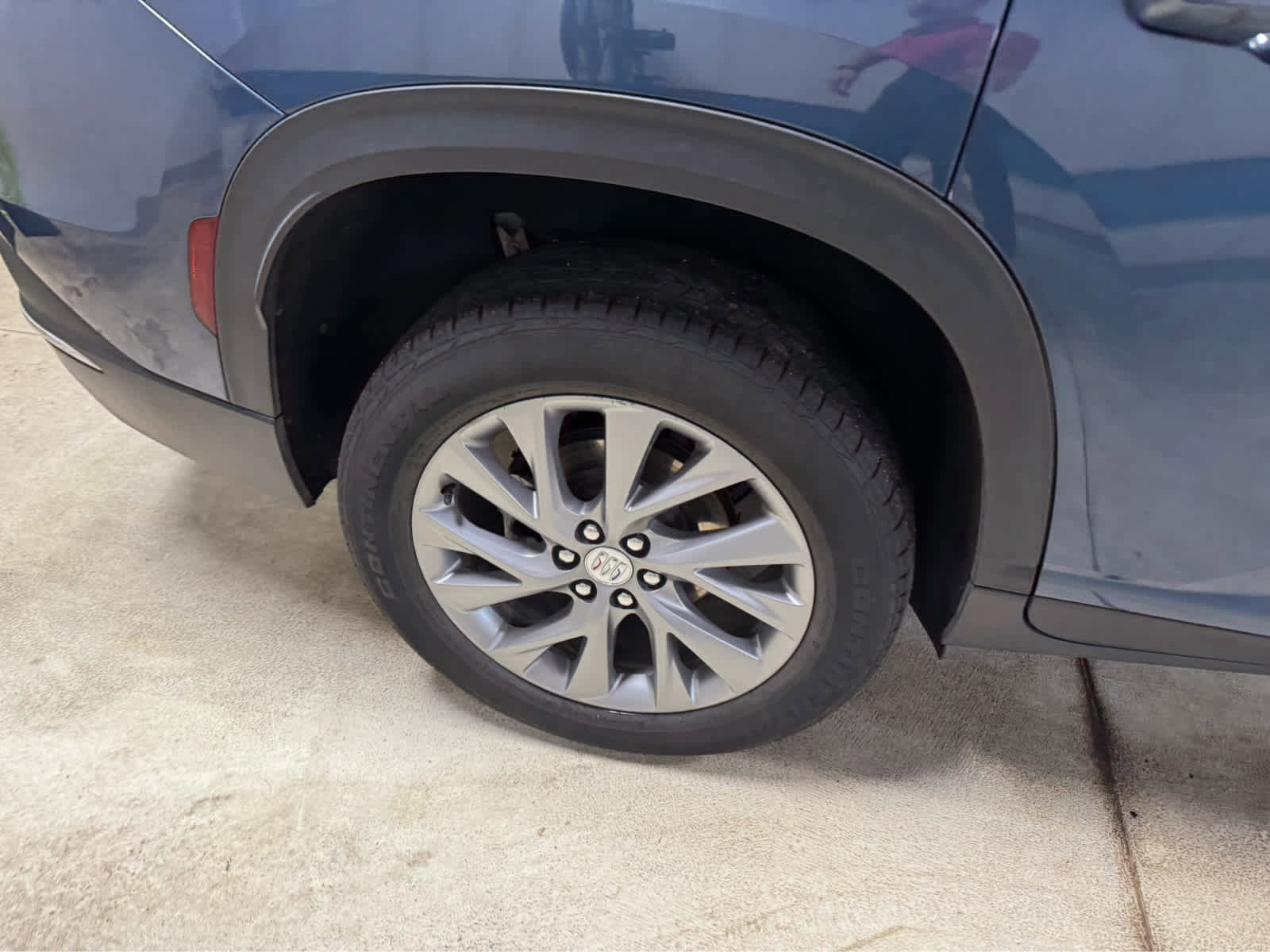 Certified 2025 Buick Enclave Preferred image 8