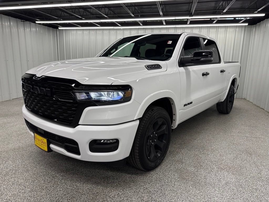 Used 2026 RAM 1500 Big Horn AWD/4WD image 3