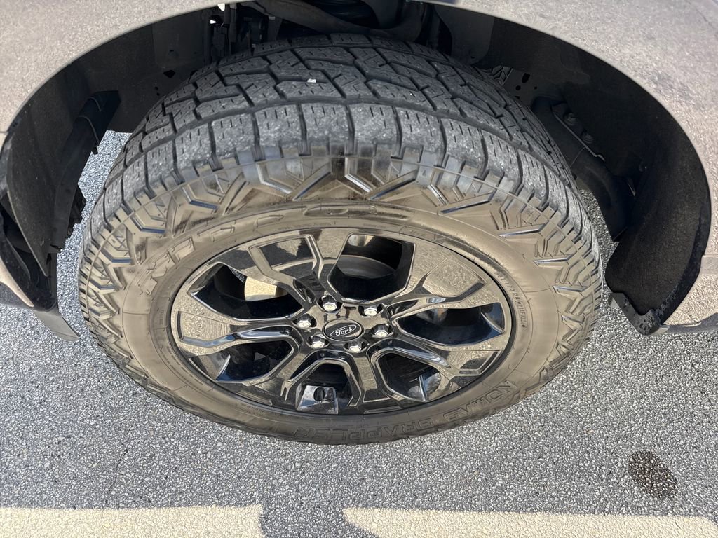 Certified 2022 Ford F150 Platinum w/ Equipment Group 701A High image 12