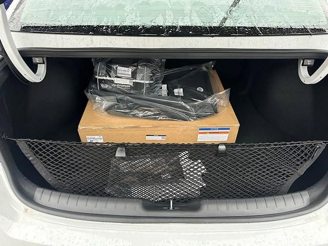 Used 2025 Hyundai Elantra Blue image 6