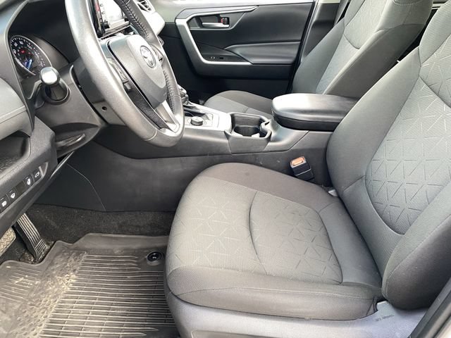 Used 2021 Toyota RAV4 XLE w/ Convenience Package AWD/4WD image 22
