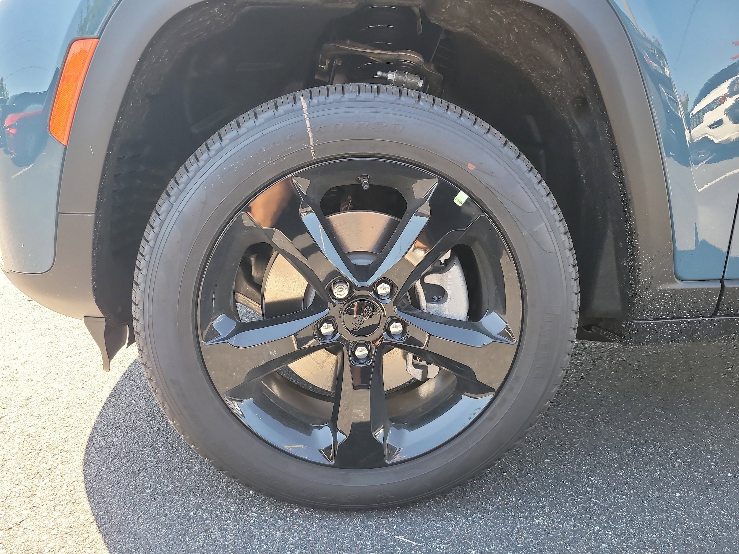 New 2026 Jeep Grand Cherokee L Limited RWD image 10