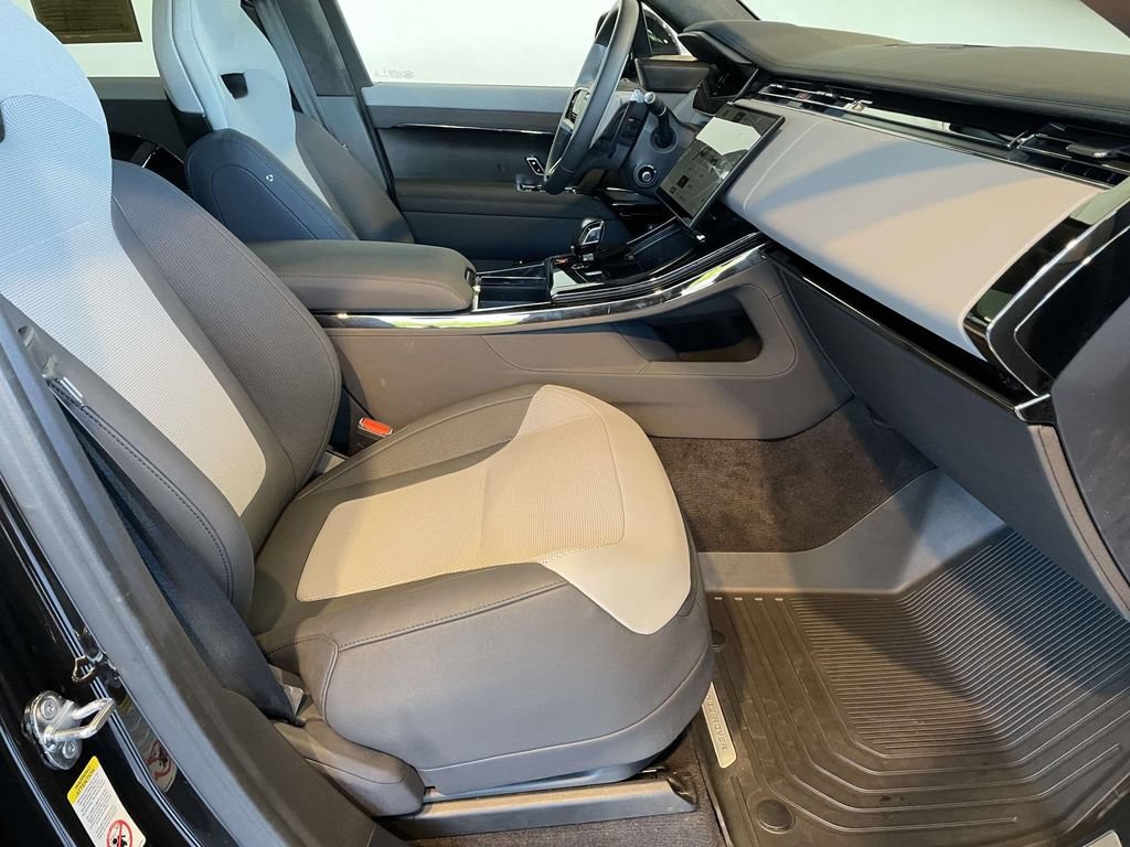 Certified 2024 Land Rover Range Rover Sport AWD/4WD image 23