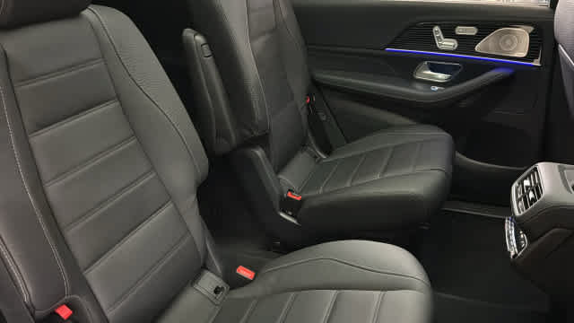 New 2026 Mercedes-Benz GLS 580 4MATIC image 33