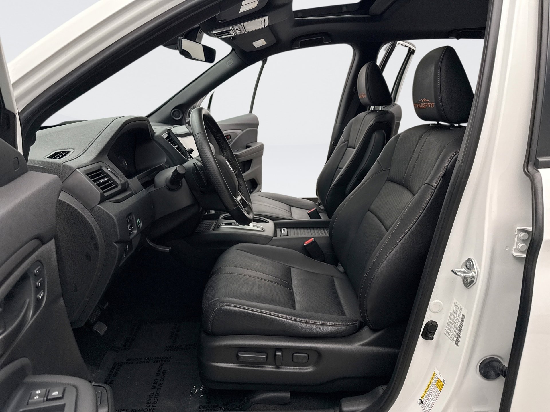 Used 2023 Honda Passport TrailSport image 11